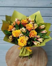 Букет цветов из:  Альстромерии и Розы #REPLACE_PRED# Касторное