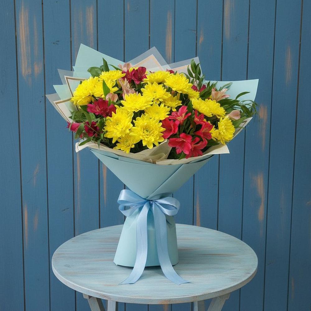 Букет цветов из: Альстромерии и Хризантемы в Касторное