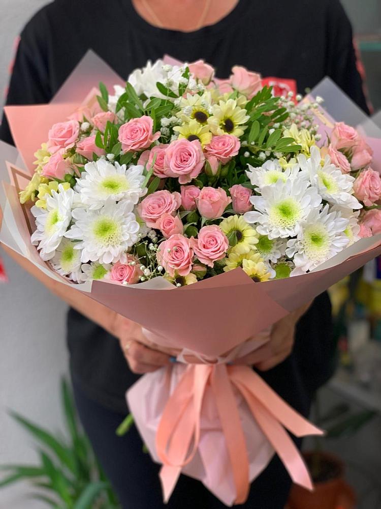 Букет цветов из: Розы и Хризантемы в Касторное