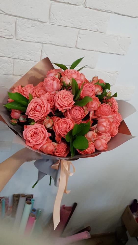 Букет цветов из: Розы в Касторное