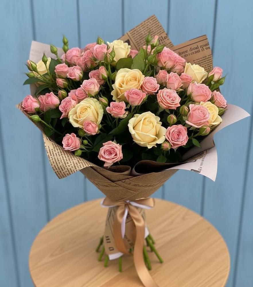 Букет цветов из: Розы в Касторное