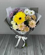 Букет цветов из:  Розы, Герберы и Хризантемы в Касторное