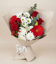 Букет цветов из:  Розы, Хризантемы, Герберы и Лилии в Касторное