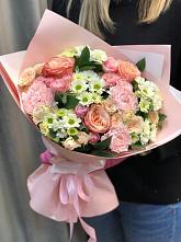 Букет нежные объятья в Касторное Букет цветов из: Гвоздики, Розы и Хризантемы в Касторное
