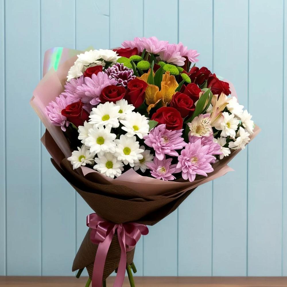Букет цветов из: Розы, Хризантемы и Альстромерии в Касторное