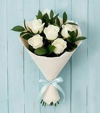 Букет цветов из:  Розы в Касторное