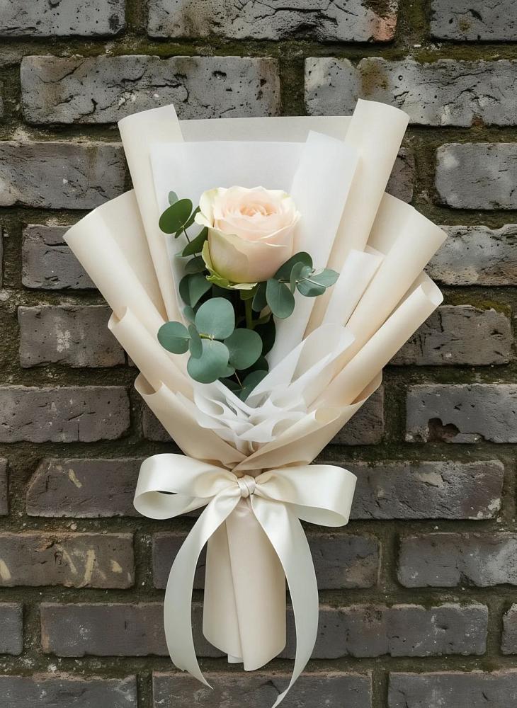 Букет цветов из: Розы в Касторное