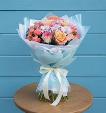 Букет цветов из:  Хризантемы и Розы в Касторное