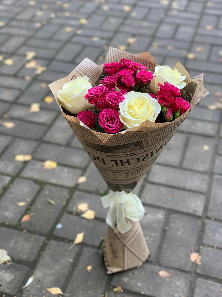 Букет цветов из: Розы в Касторное