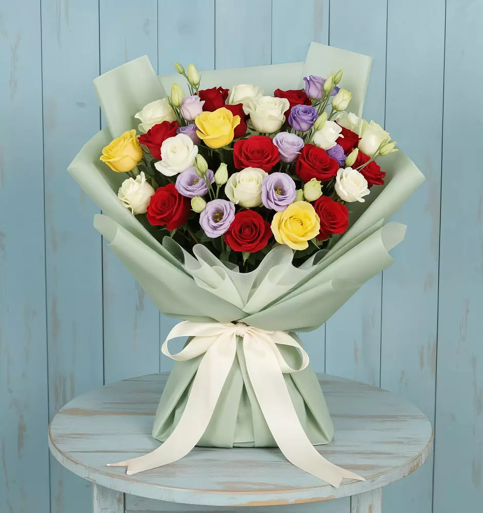 Букет цветов из: Розы в Касторное