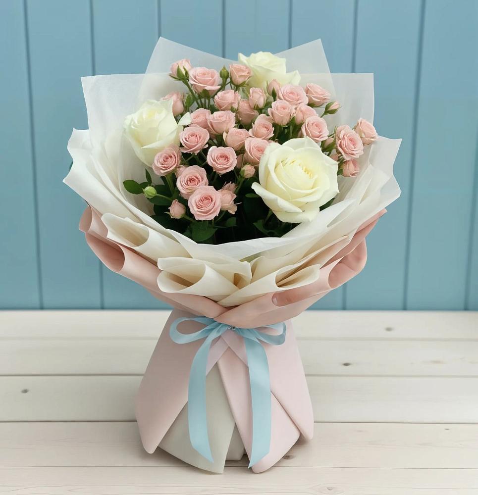 Букет цветов из: Розы в Касторное