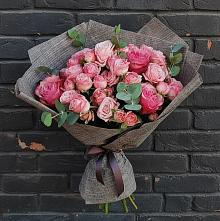 Букет цветов из:  Розы в Касторное